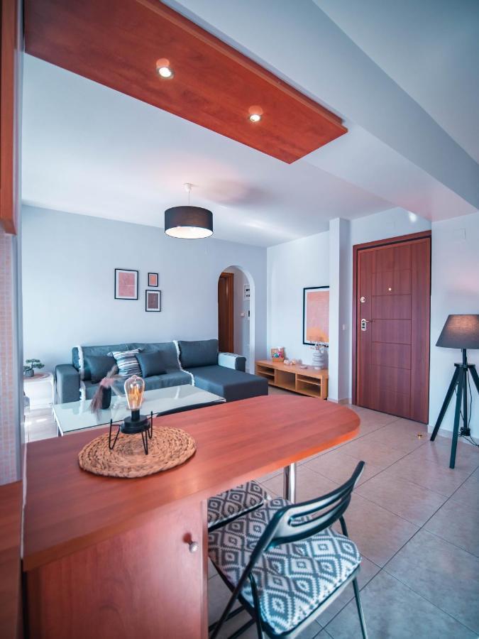 Urban Flat - Central Spot Apartments Volos Buitenkant foto
