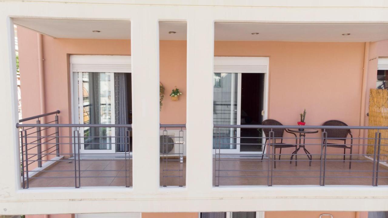 Urban Flat - Central Spot Apartments Volos Buitenkant foto